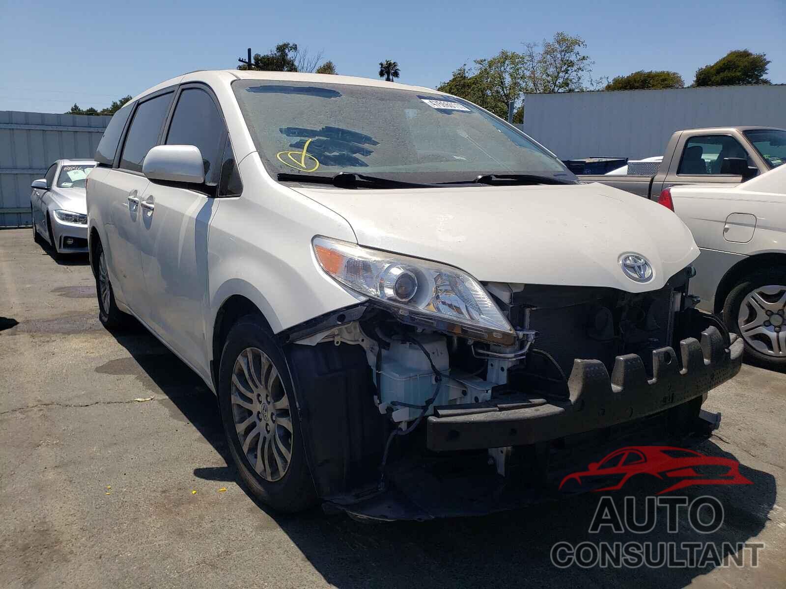 TOYOTA SIENNA 2017 - 5TDYZ3DC2HS818921