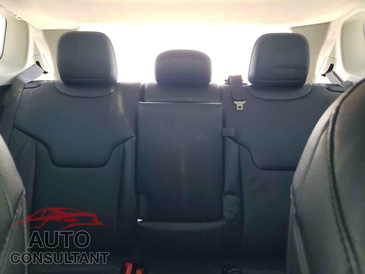 JEEP COMPASS 2021 - 3C4NJDCB1MT583534