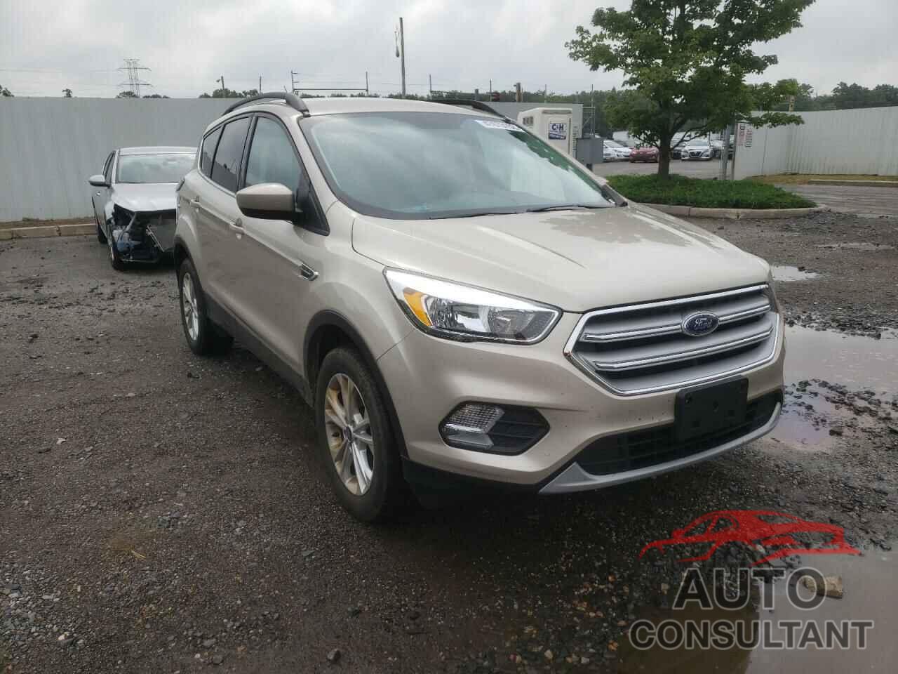 FORD ESCAPE 2018 - 1FMCU9GD1JUB13377