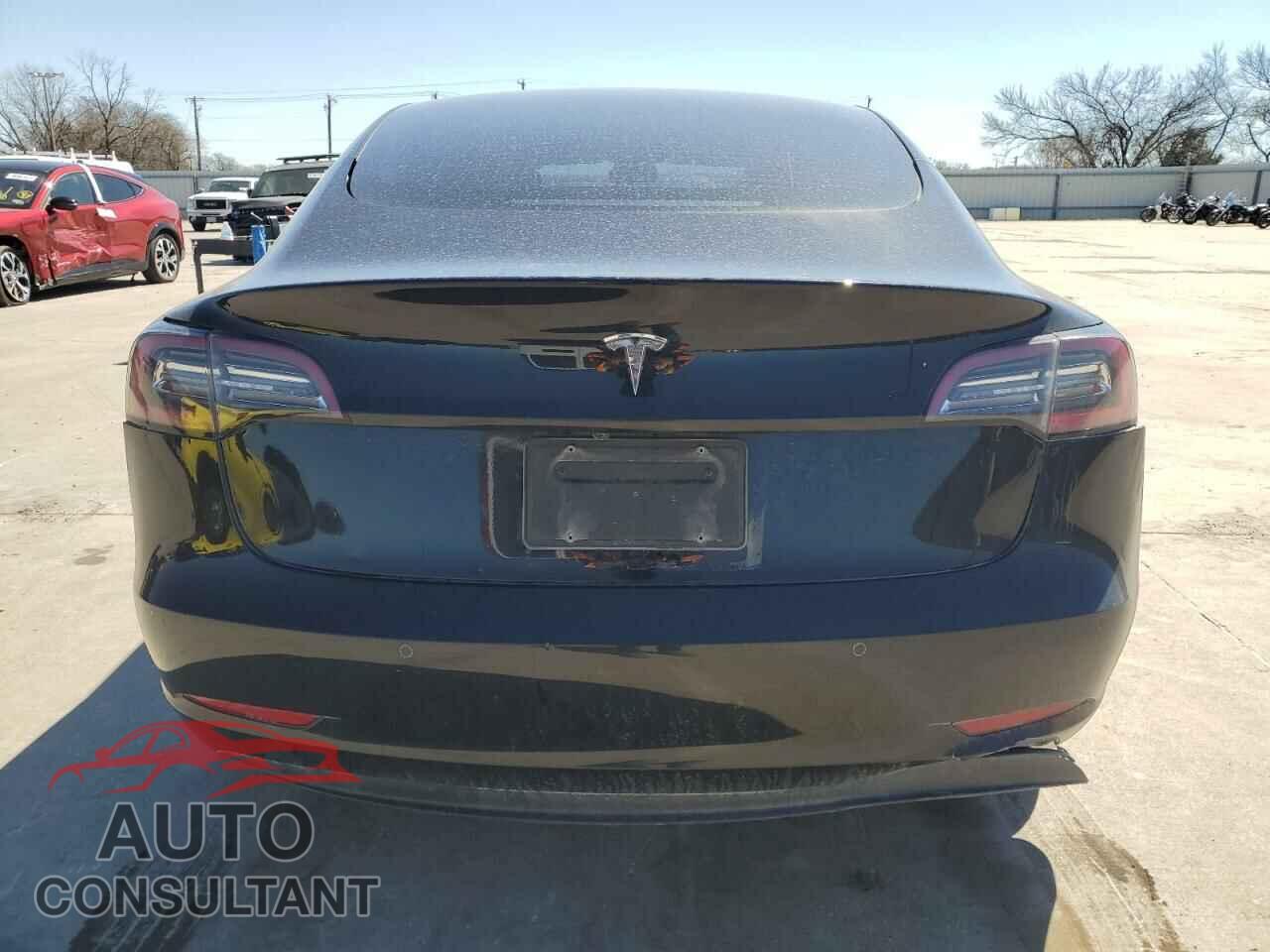 TESLA MODEL 3 2021 - 5YJ3E1EA2MF986029