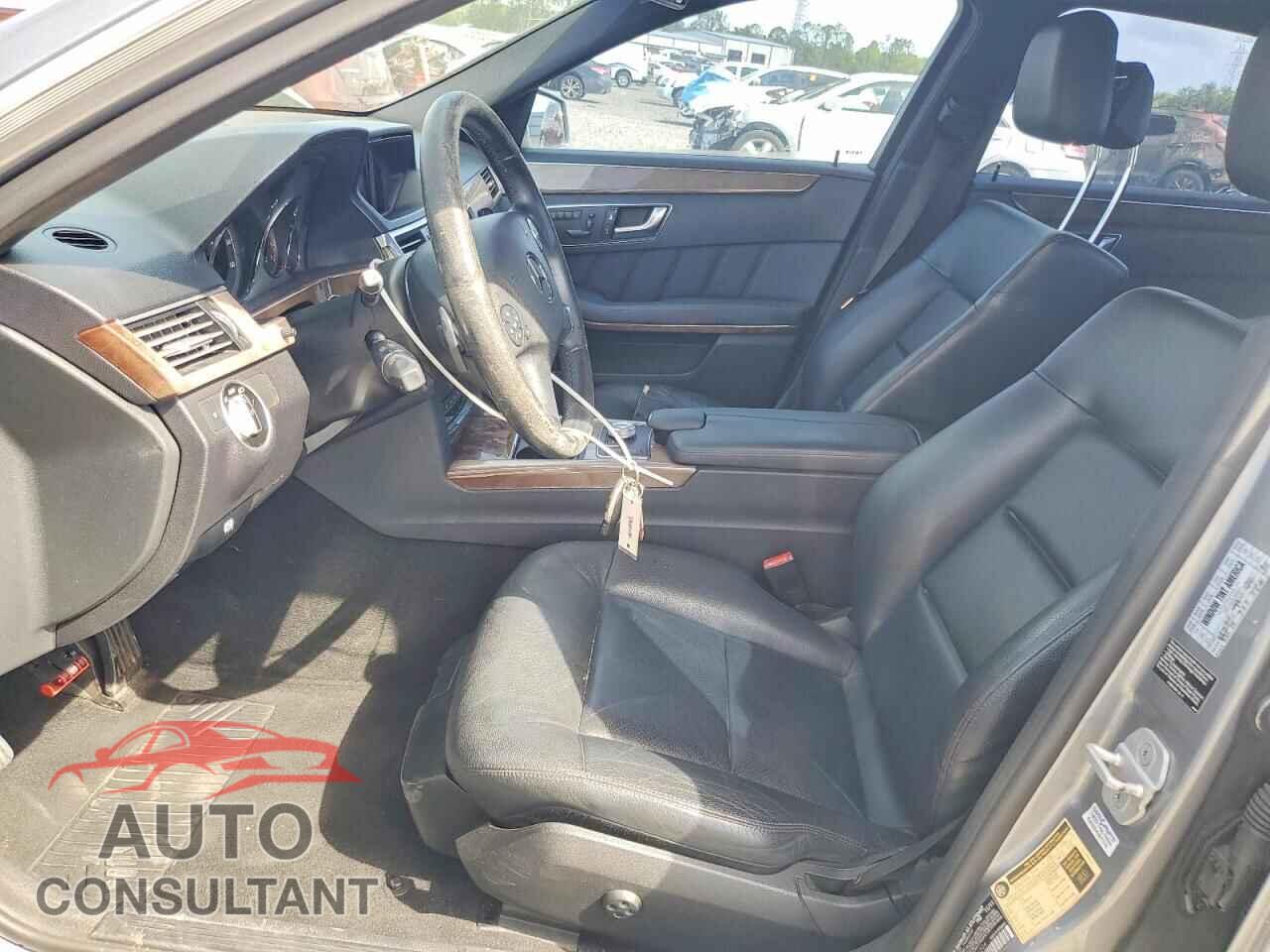MERCEDES-BENZ E-CLASS 2012 - WDDHF5KB0CA561204