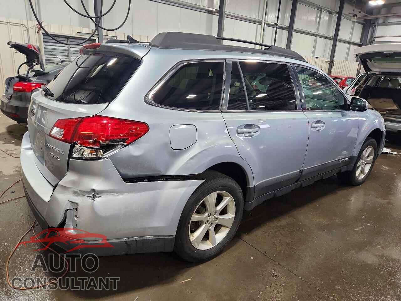 SUBARU OUTBACK 2013 - 4S4BRDJC9D2277010