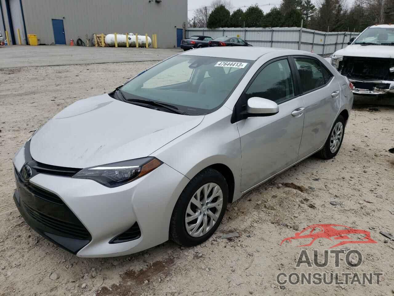 TOYOTA COROLLA 2018 - 2T1BURHE5JC014260