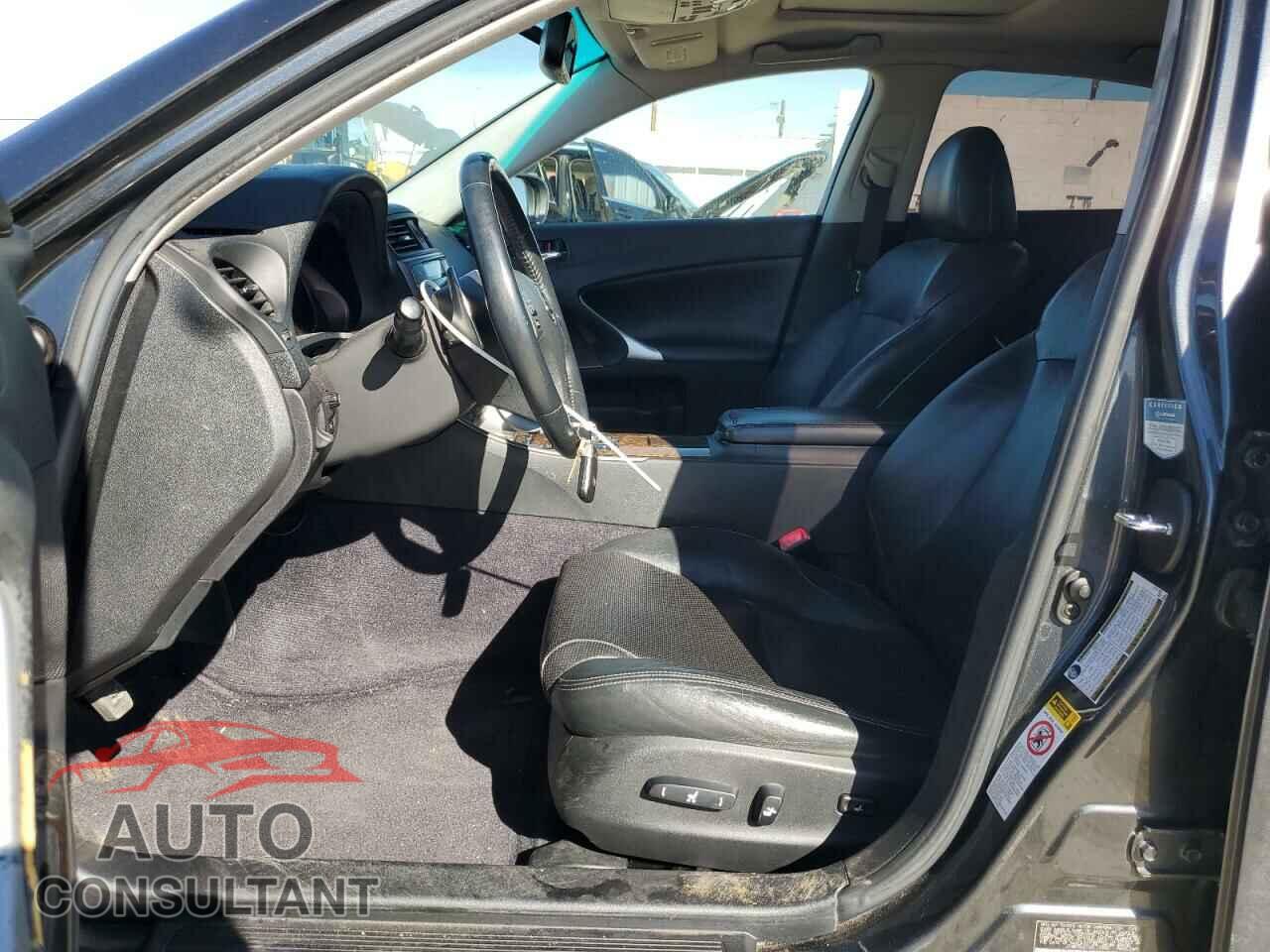 LEXUS IS 2010 - JTHBF5C21A5113380