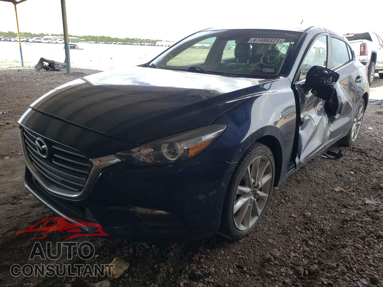 MAZDA 3 2017 - 3MZBN1L71HM139214