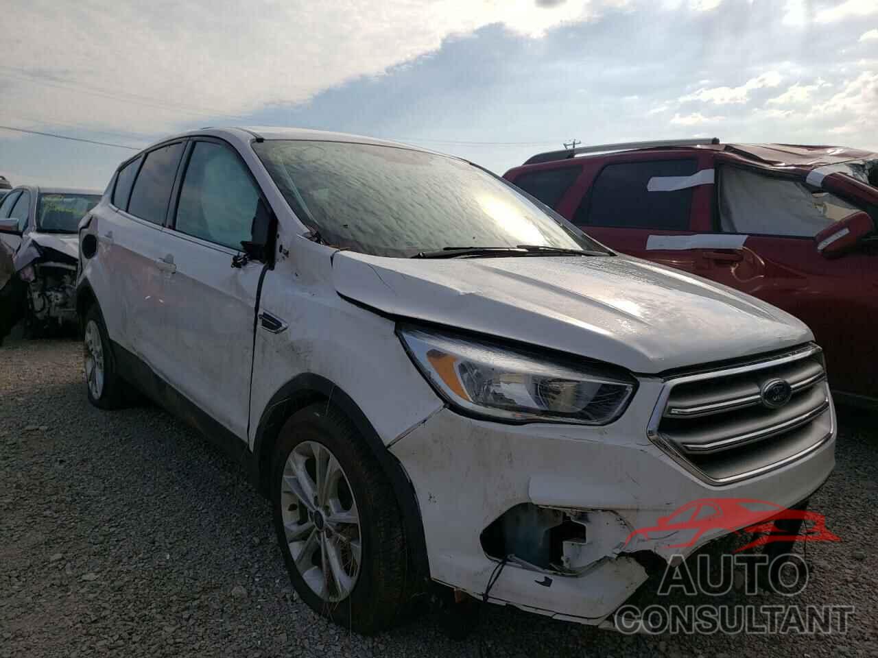 FORD ESCAPE 2017 - 1FMCU9GD5HUD67555