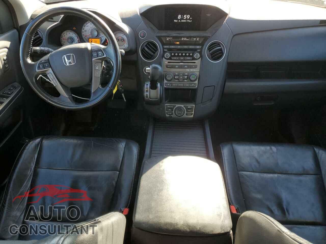 HONDA PILOT 2015 - 5FNYF4H92FB004704