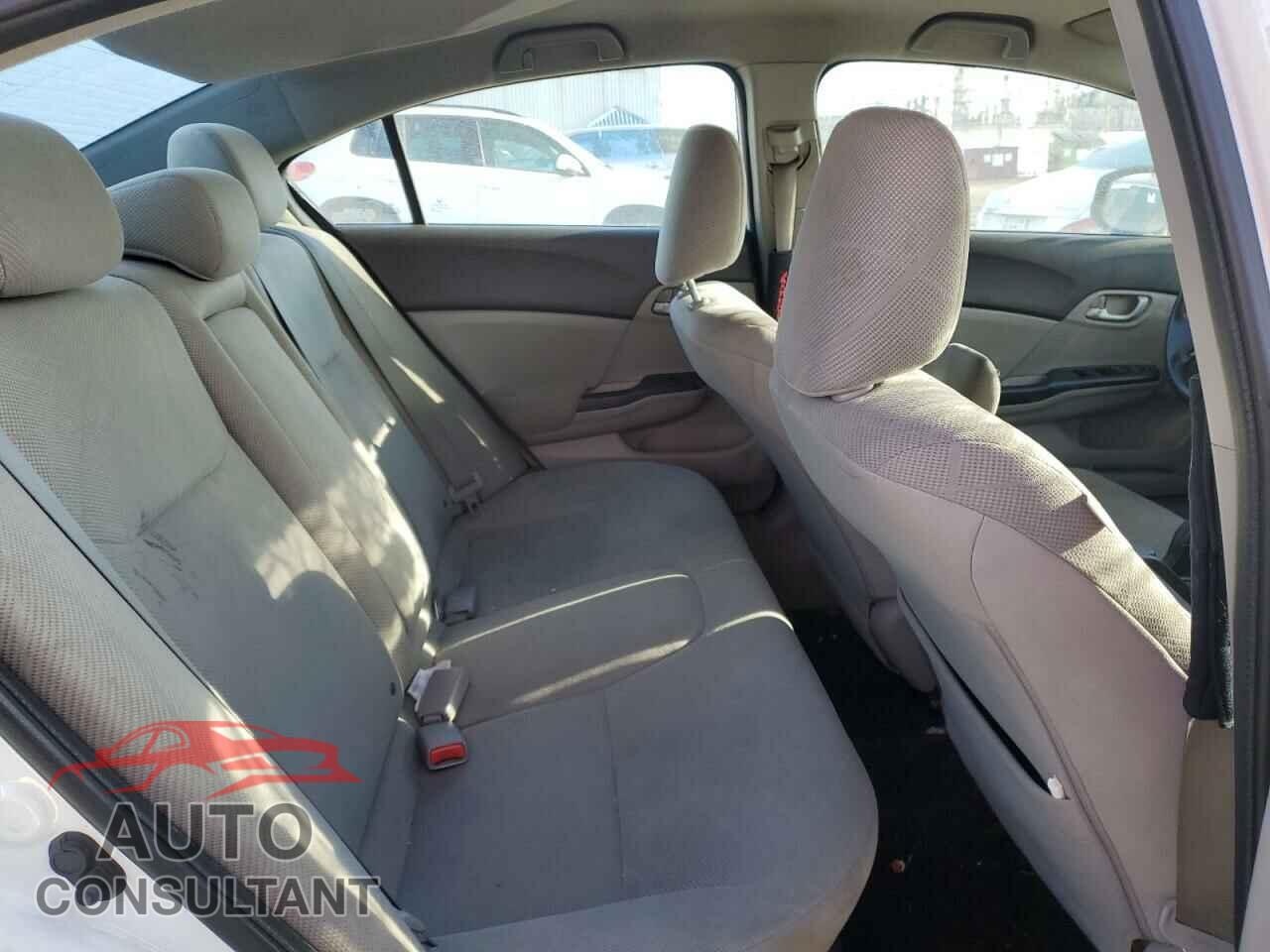 HONDA CIVIC 2012 - 2HGFB2E43CH043910