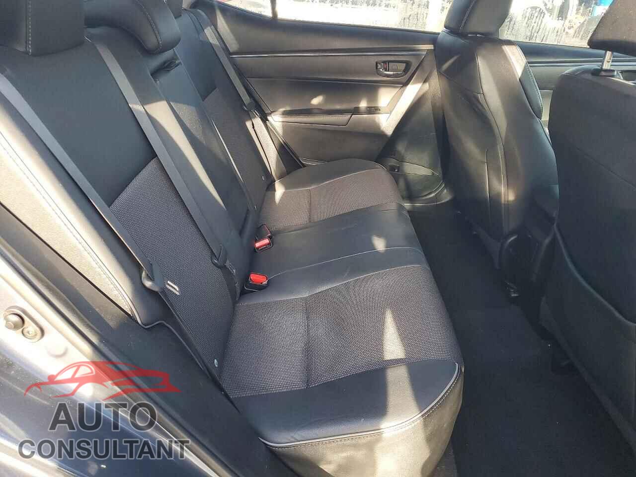 TOYOTA COROLLA 2015 - 5YFBURHE7FP242557