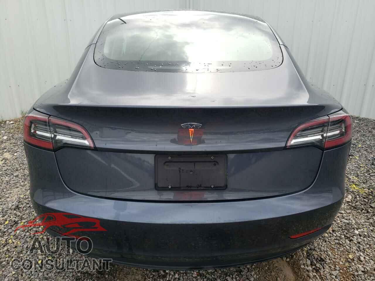 TESLA MODEL 3 2022 - 5YJ3E1EA5NF290671
