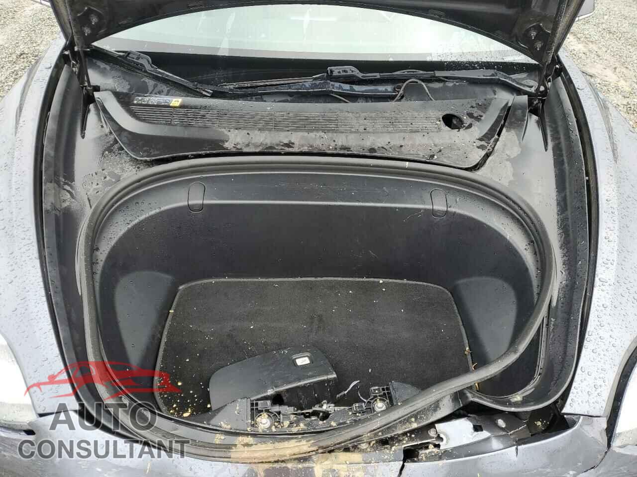TESLA MODEL 3 2018 - 5YJ3E1EA6JF037109