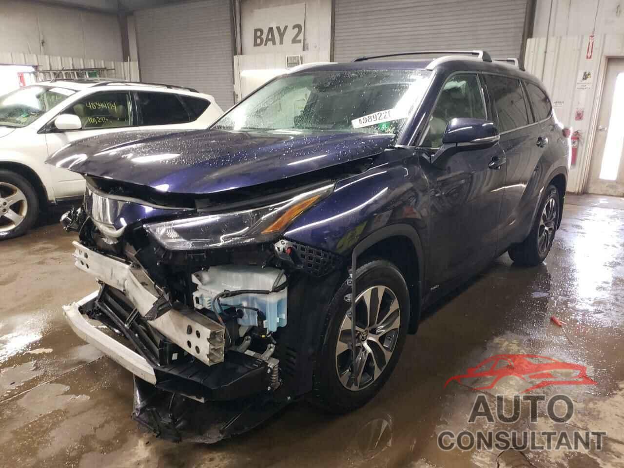 TOYOTA HIGHLANDER 2022 - 5TDGBRCH9NS556911