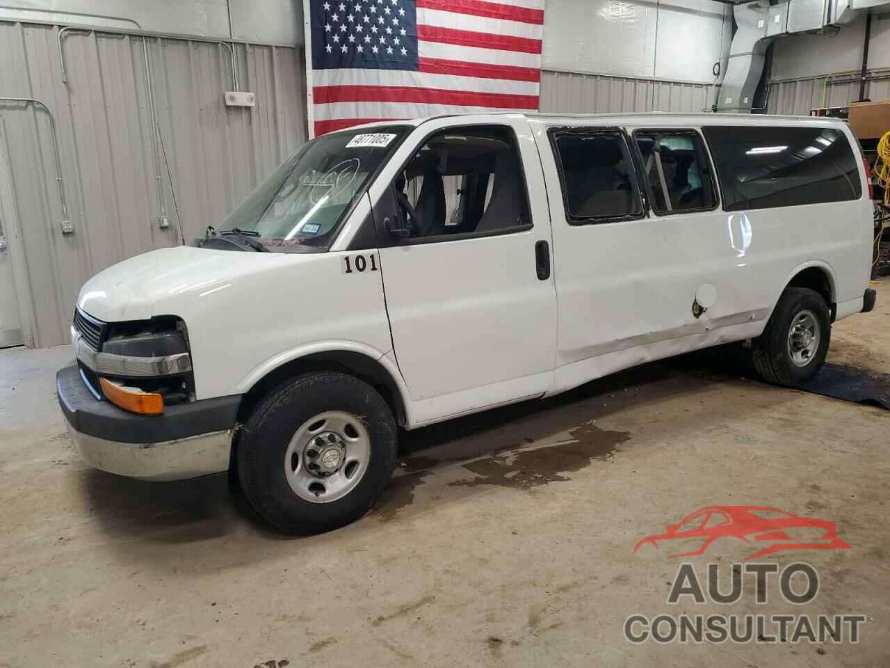 CHEVROLET EXPRESS 2017 - 1GAZGPFG2H1340071