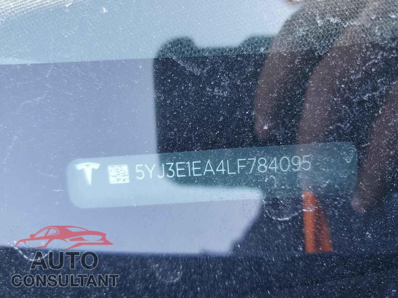 TESLA MODEL 3 2020 - 5YJ3E1EA4LF784095