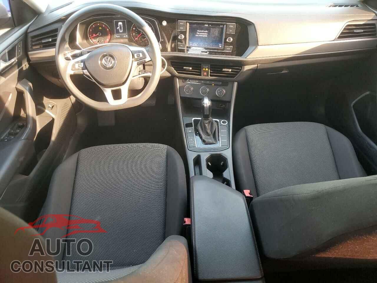 VOLKSWAGEN JETTA 2019 - 3VWC57BU4KM088409