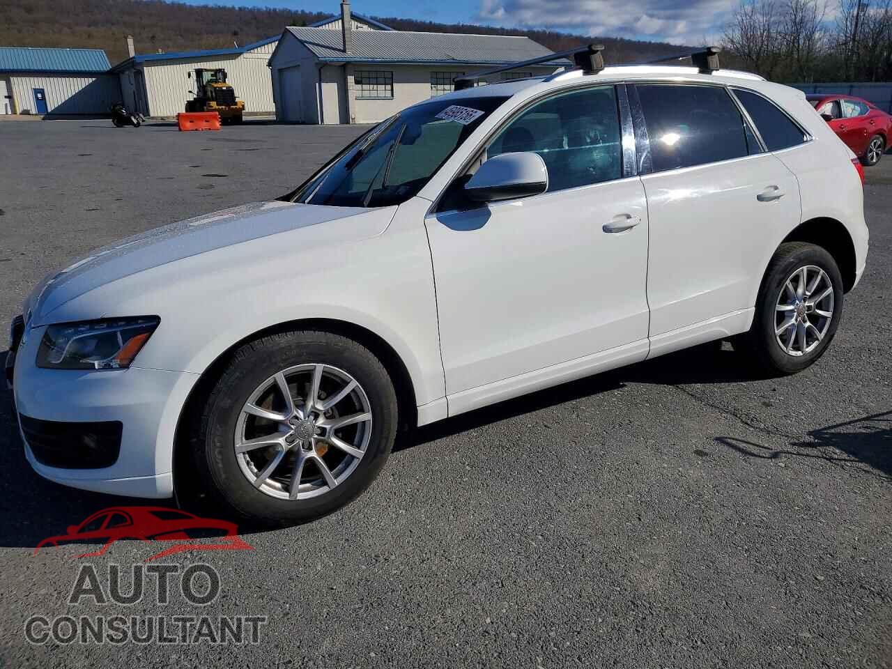 AUDI Q5 2010 - WA1LKAFP2AA044377