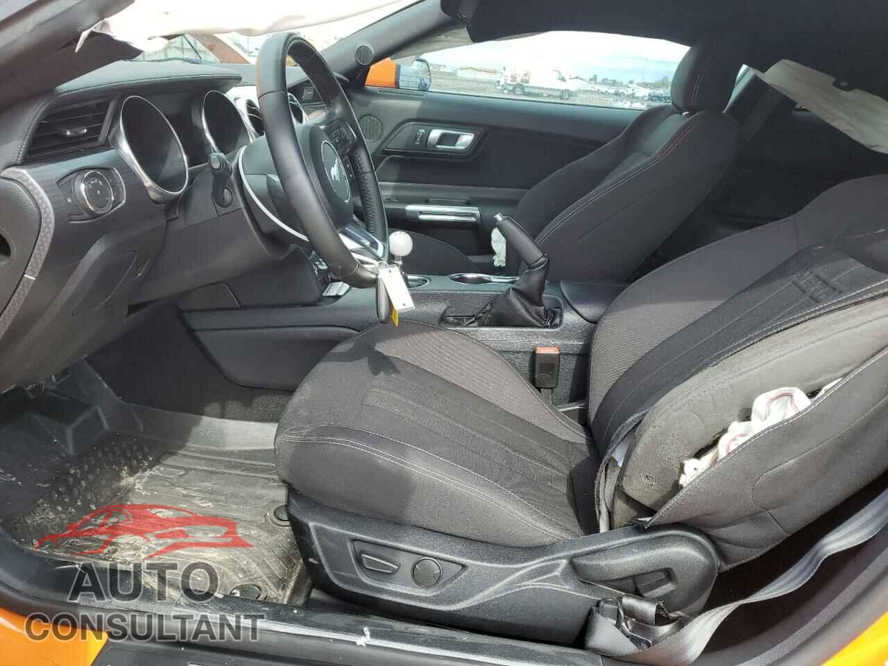 FORD MUSTANG 2021 - 1FA6P8CF2M5110602