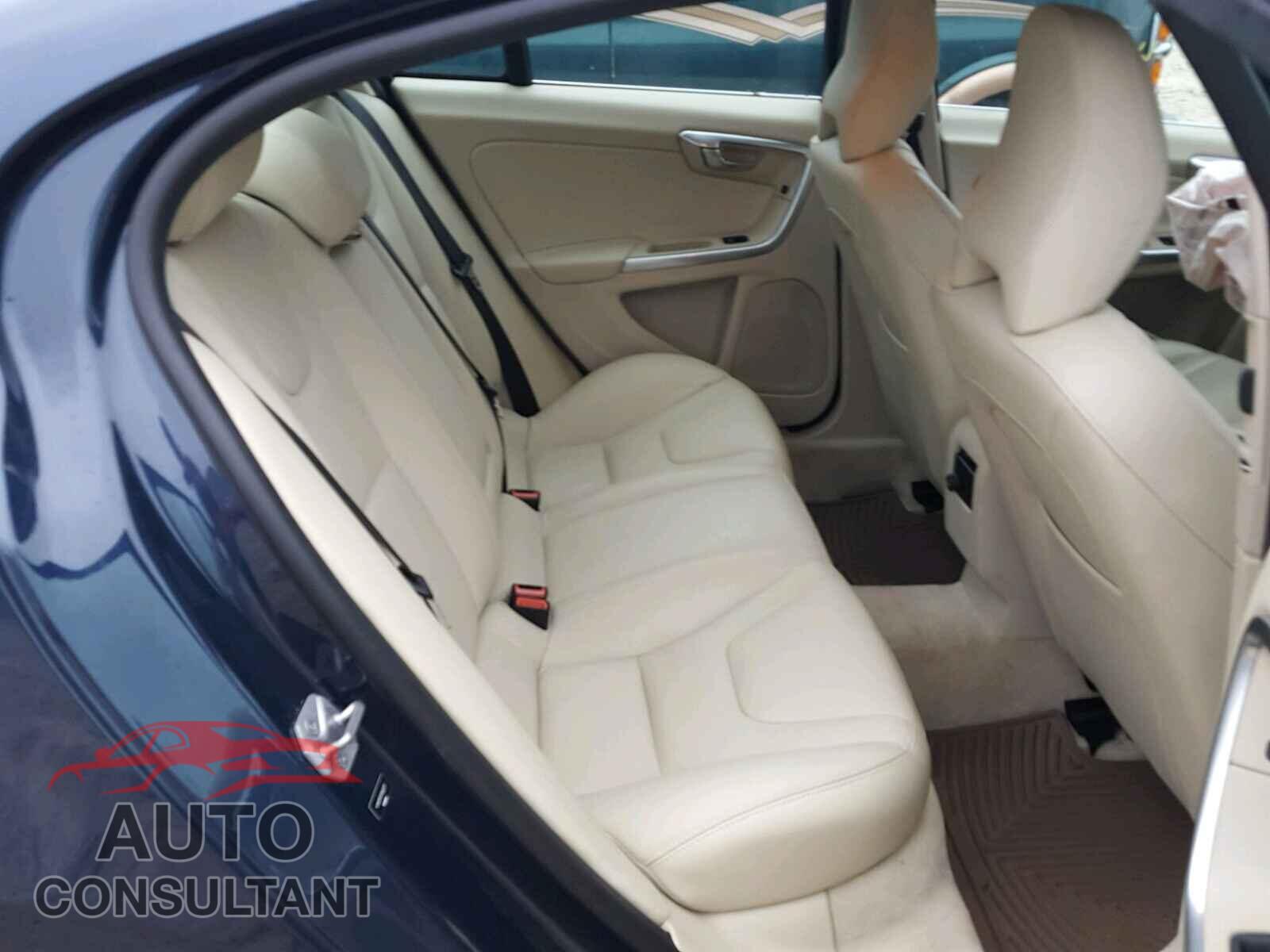 VOLVO S60 2015 - YV1612TK1F1342277