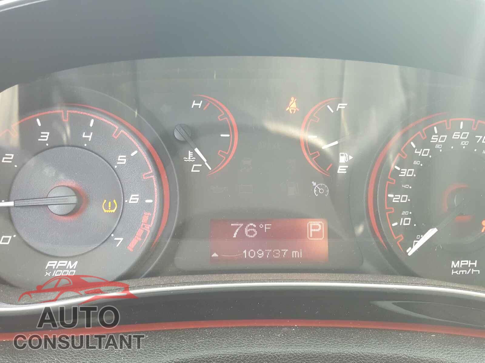DODGE DART 2015 - 1C3CDFBB4FD310015