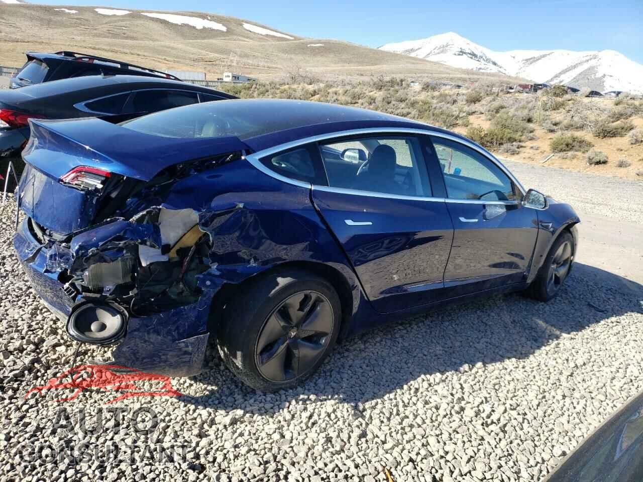 TESLA MODEL 3 2018 - 5YJ3E1EB1JF090079