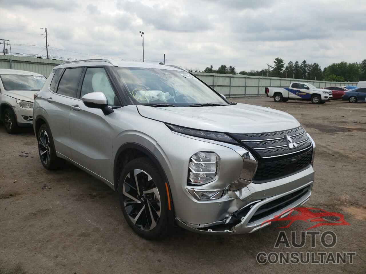MITSUBISHI OUTLANDER 2022 - JA4J3VA83NZ061028