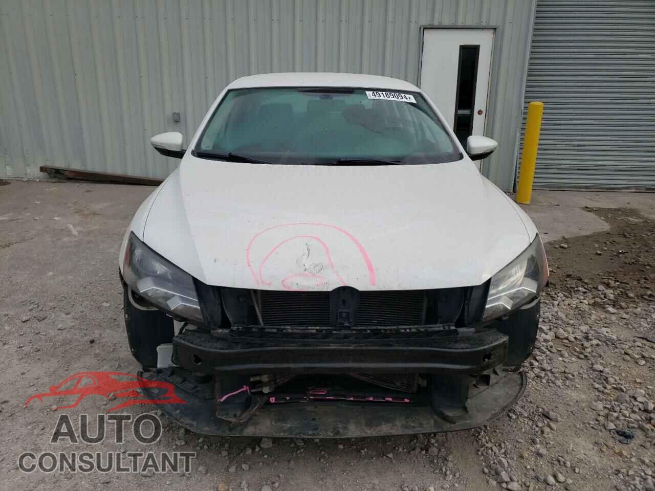 VOLKSWAGEN PASSAT 2012 - 1VWAP7A38CC014939