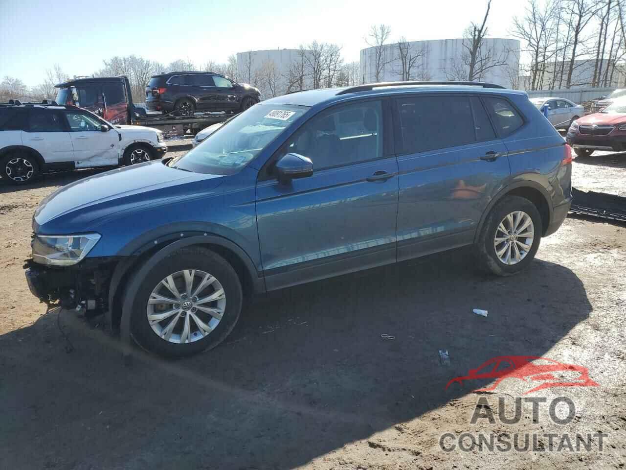VOLKSWAGEN TIGUAN 2018 - 3VV0B7AX3JM011329