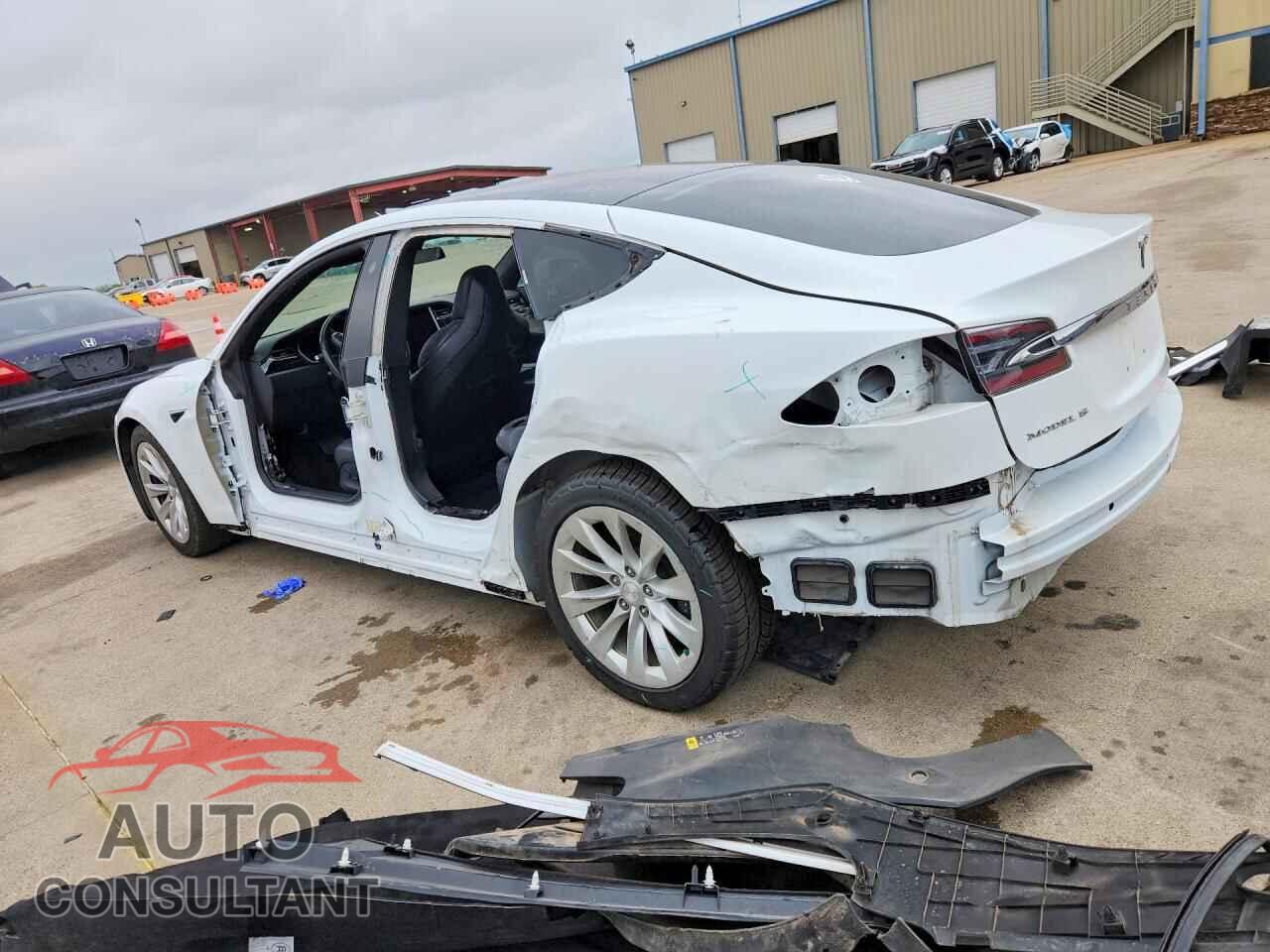 TESLA MODEL S 2018 - 5YJSA1E29JF268778