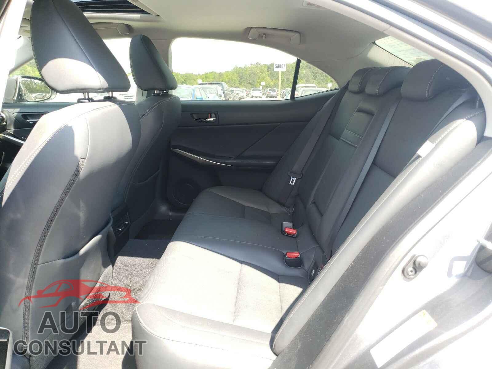 LEXUS IS 2016 - JTHBA1D20G5023426