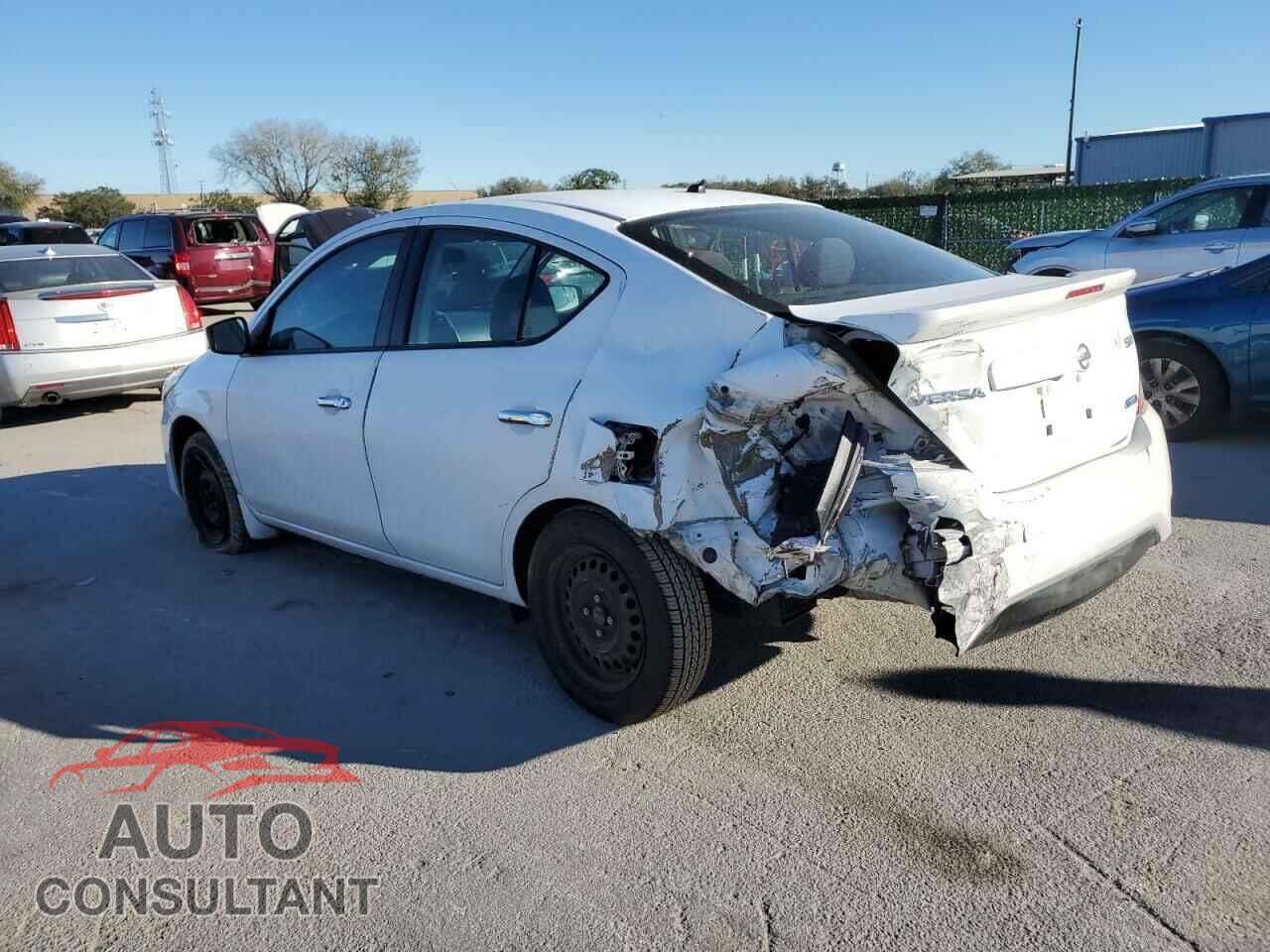 NISSAN VERSA 2016 - 3N1CN7AP3GL883790