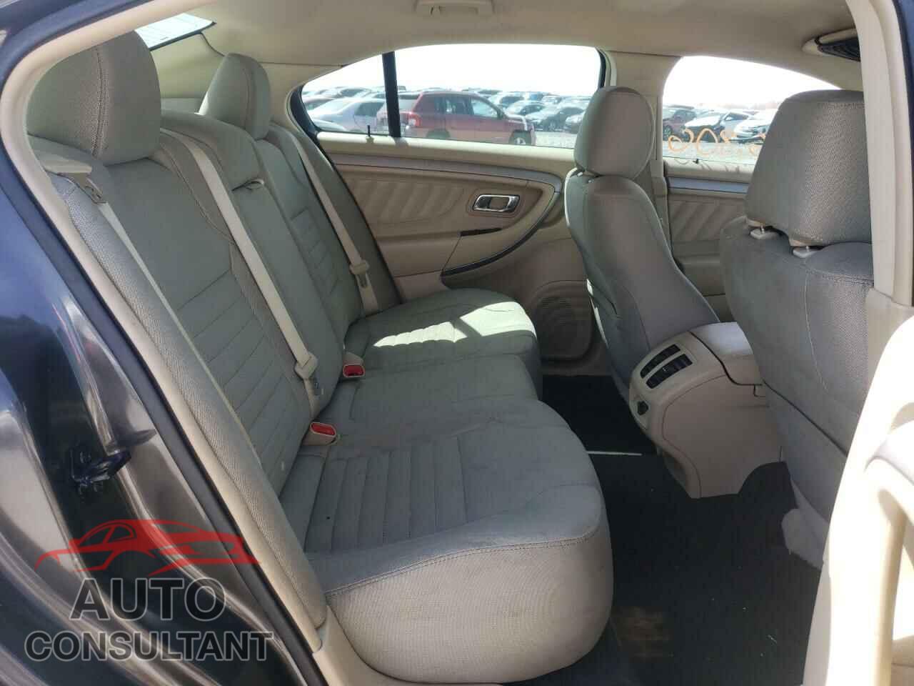 FORD TAURUS 2017 - 1FAHP2D80HG122215