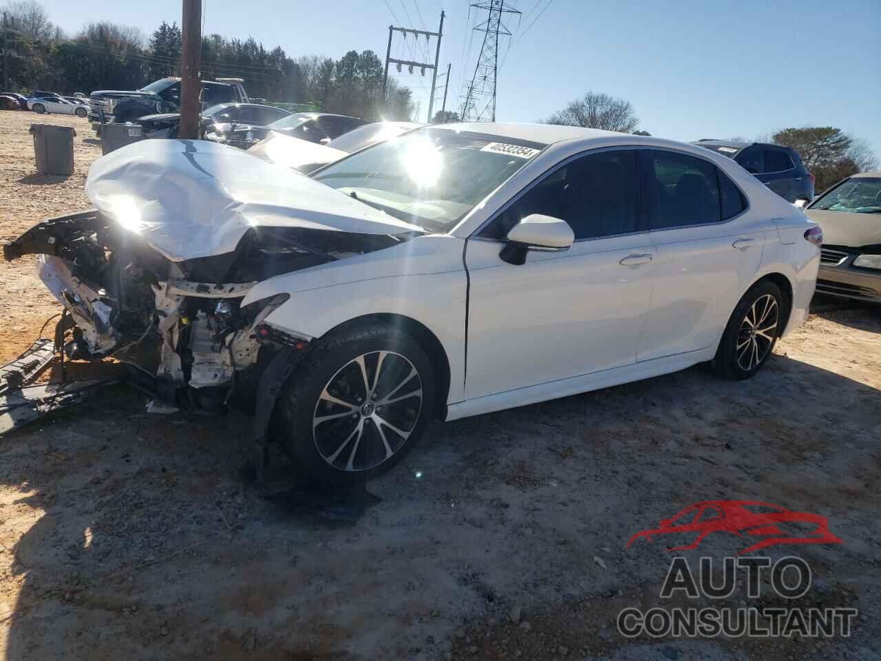 TOYOTA CAMRY 2018 - JTNB11HK3J3021356