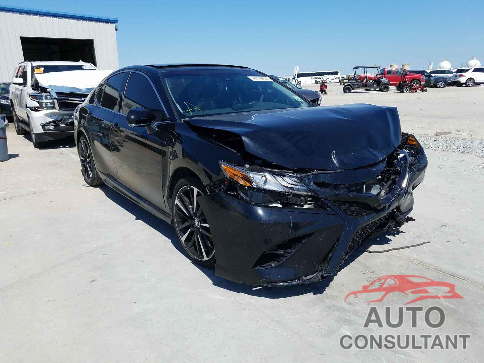 TOYOTA CAMRY 2018 - 4T1BZ1HK7JU019225