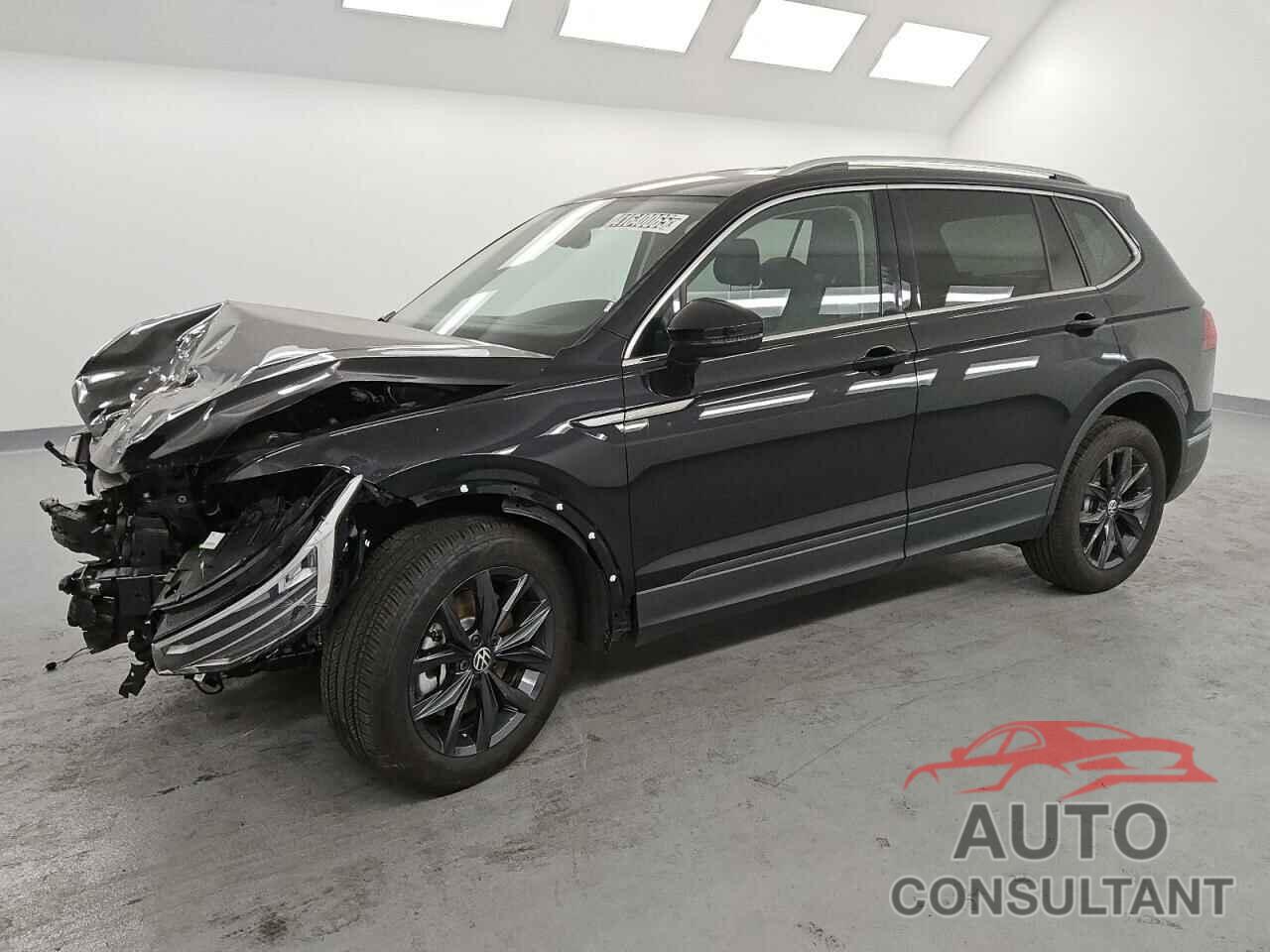 VOLKSWAGEN TIGUAN 2024 - 3VV3B7AX2RM125086