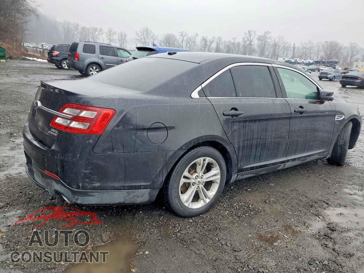 FORD TAURUS 2013 - 1FAHP2E86DG184517