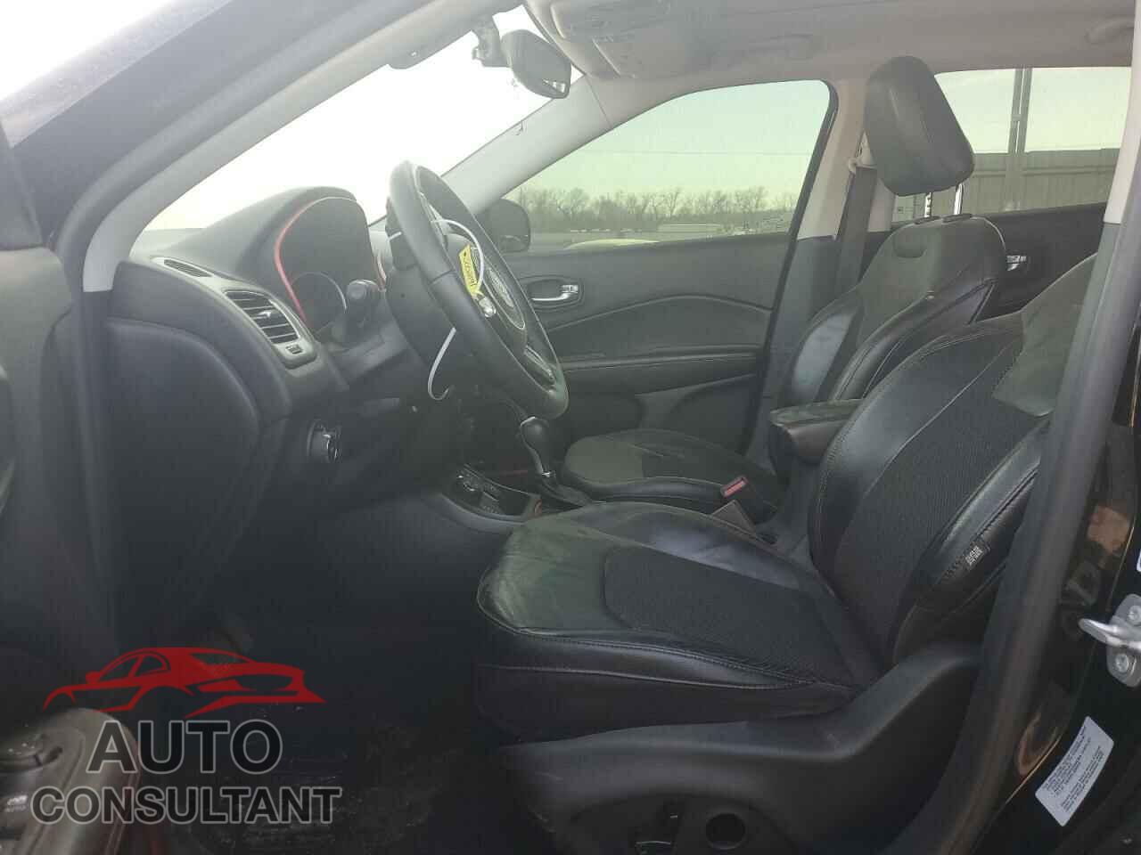 JEEP COMPASS 2018 - 3C4NJDDB5JT144802