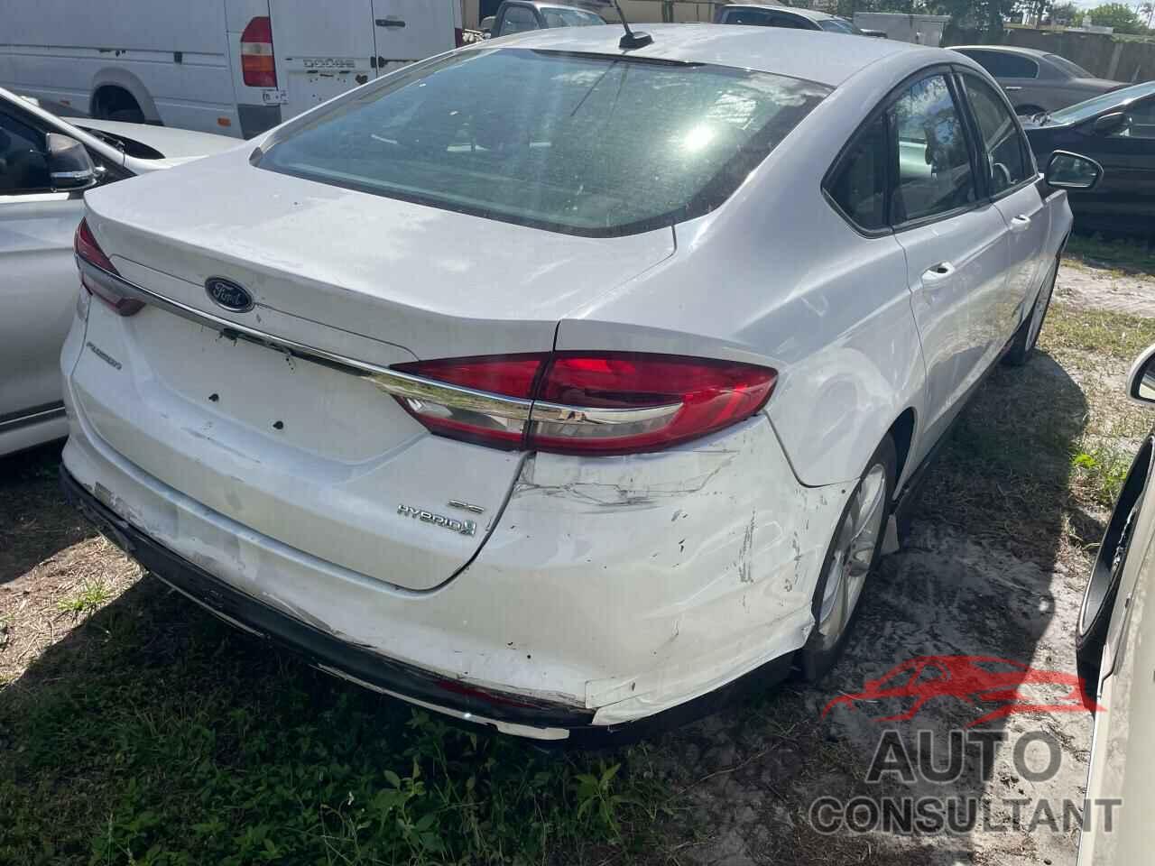 FORD FUSION 2018 - 3FA6P0LU4JR137230