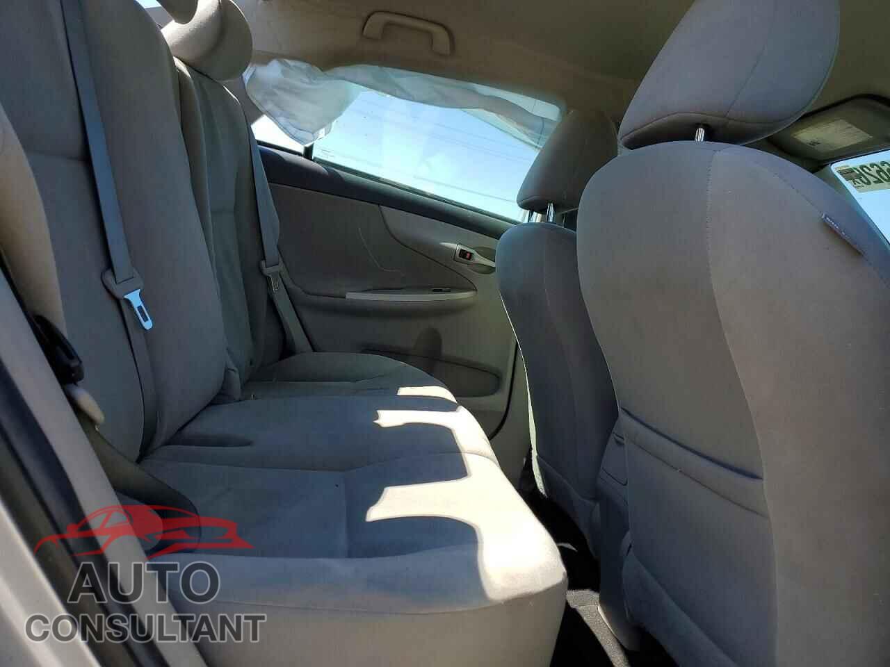 TOYOTA COROLLA 2011 - 2T1BU4EEXBC686002