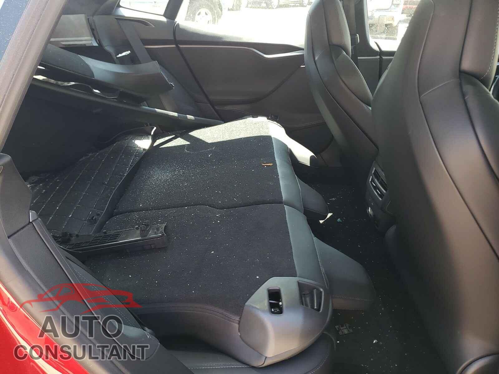 TESLA MODEL S 2018 - 5YJSA1E27JF269718