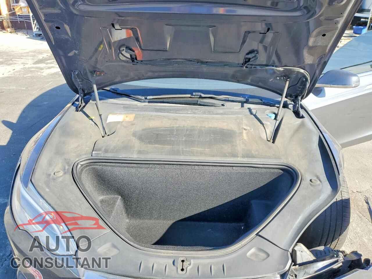 TESLA MODEL S 2017 - 5YJSA1E23HF229212
