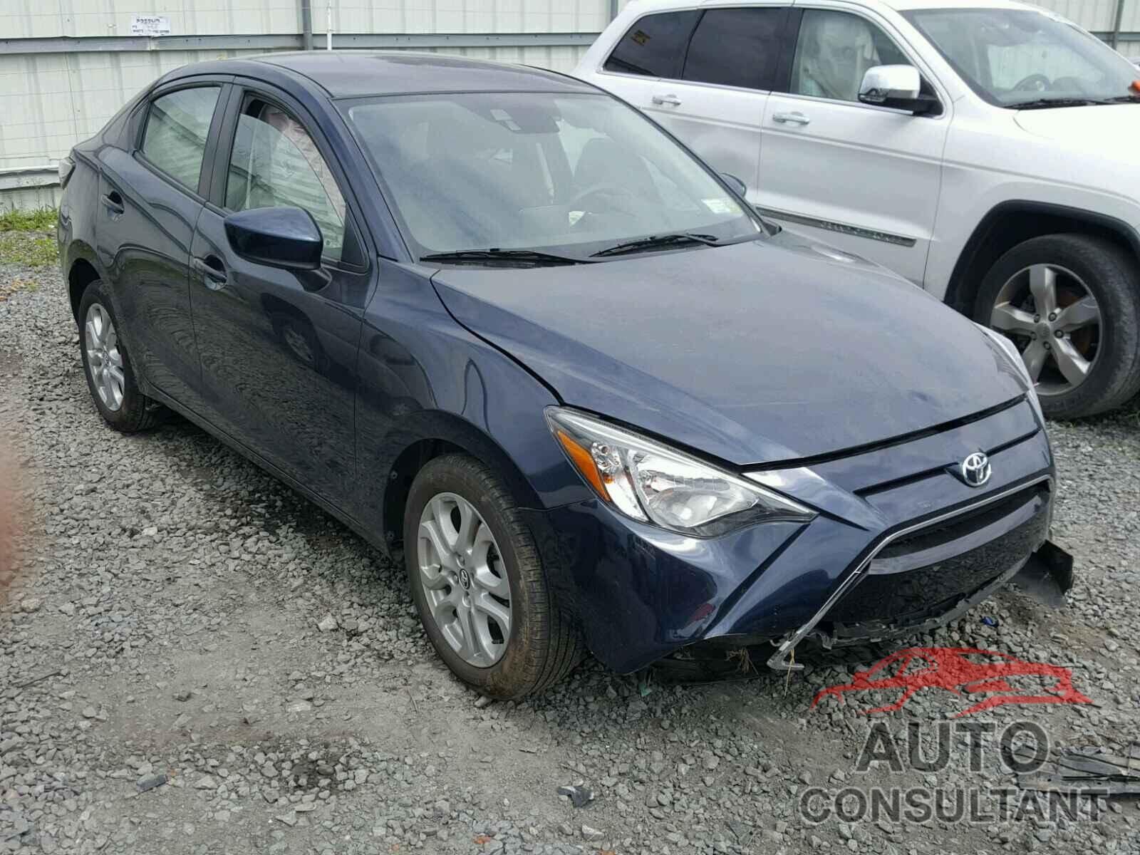 TOYOTA YARIS 2017 - 3MYDLBYV7HY157628