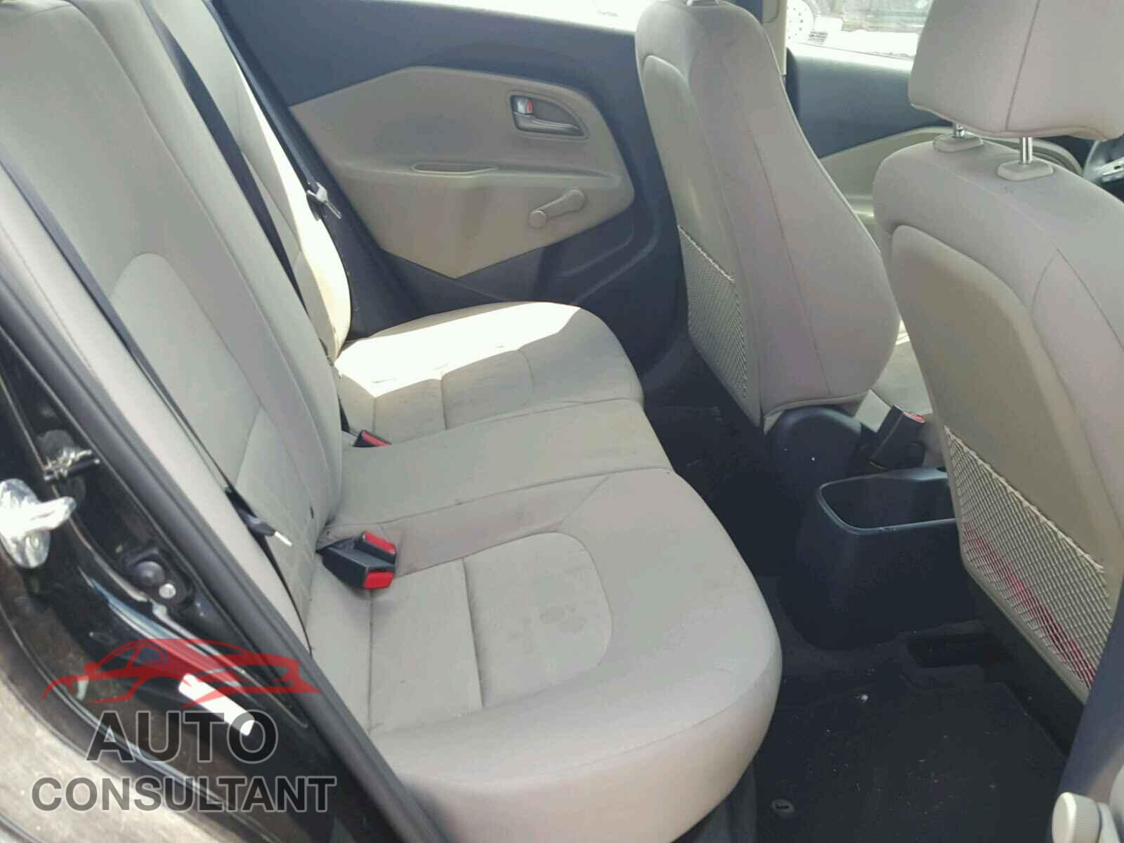 KIA RIO 2015 - KNADM4A31F6527859