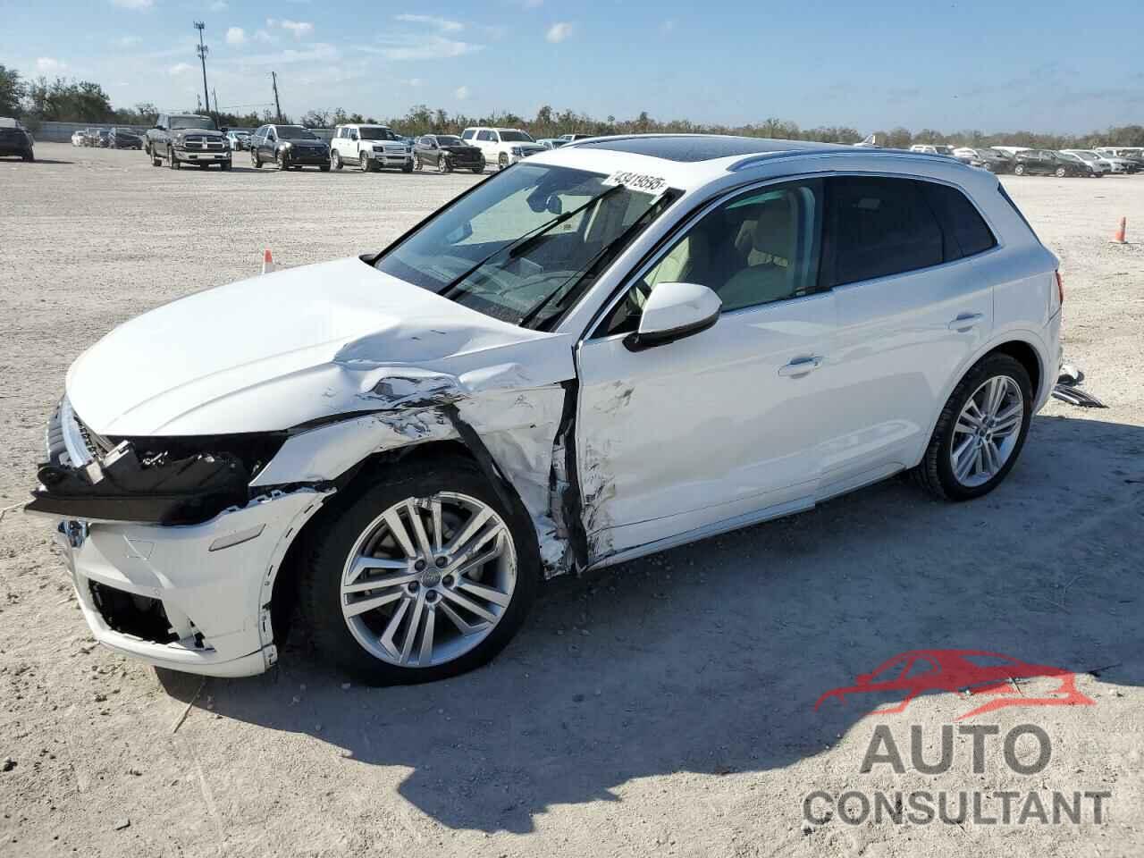 AUDI Q5 2018 - WA1BNAFY7J2139670