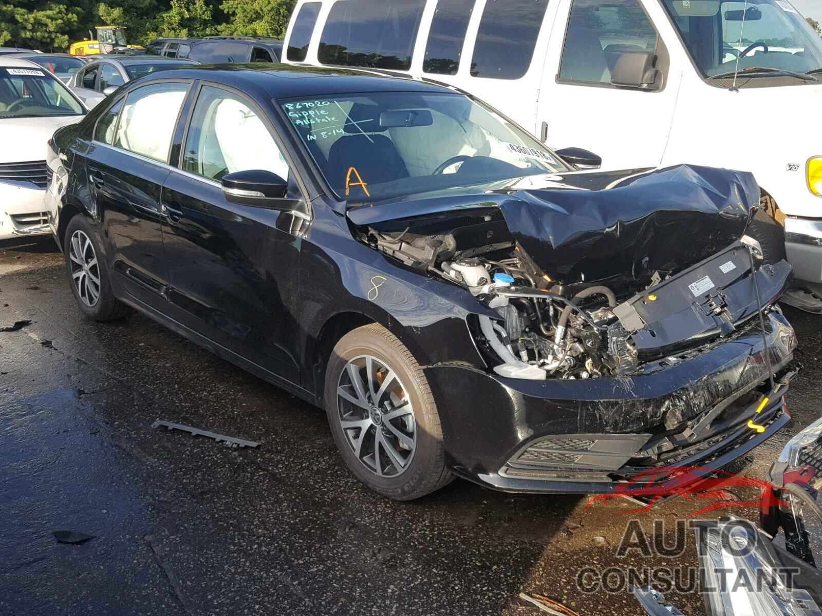 VOLKSWAGEN JETTA 2018 - 3VWDB7AJ4JM260201