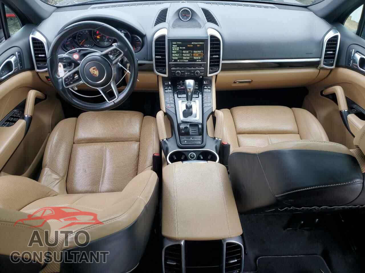 PORSCHE CAYENNE 2016 - WP1AA2A29GKA15722