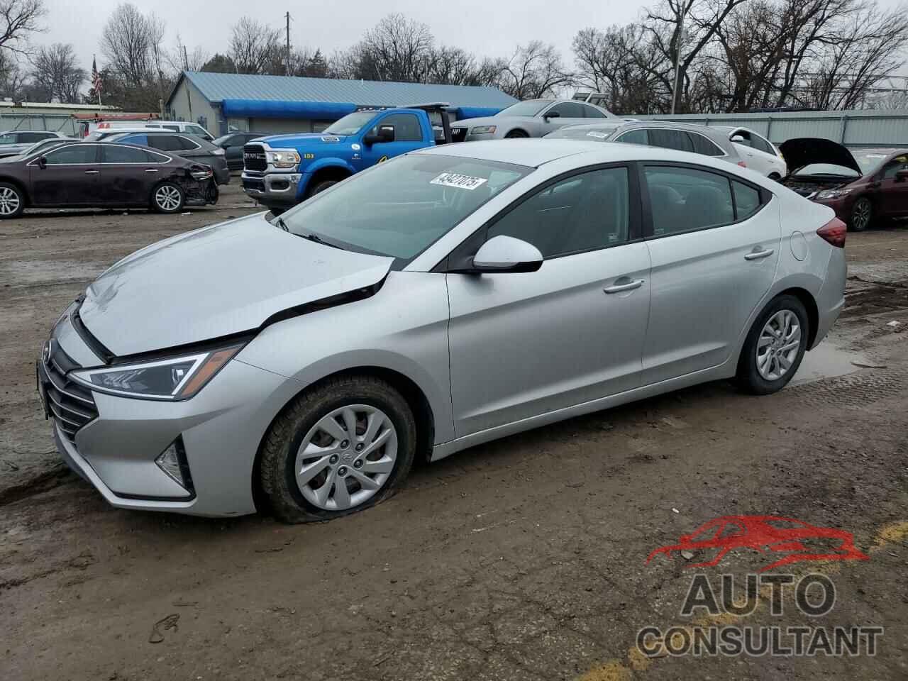 HYUNDAI ELANTRA 2019 - 5NPD74LF2KH474218
