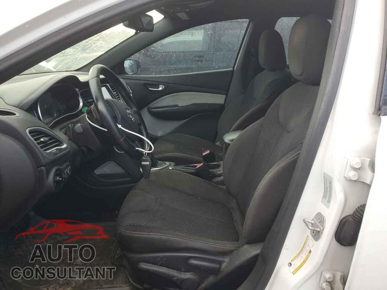 DODGE DART 2015 - 1C3CDFBB1FD353100