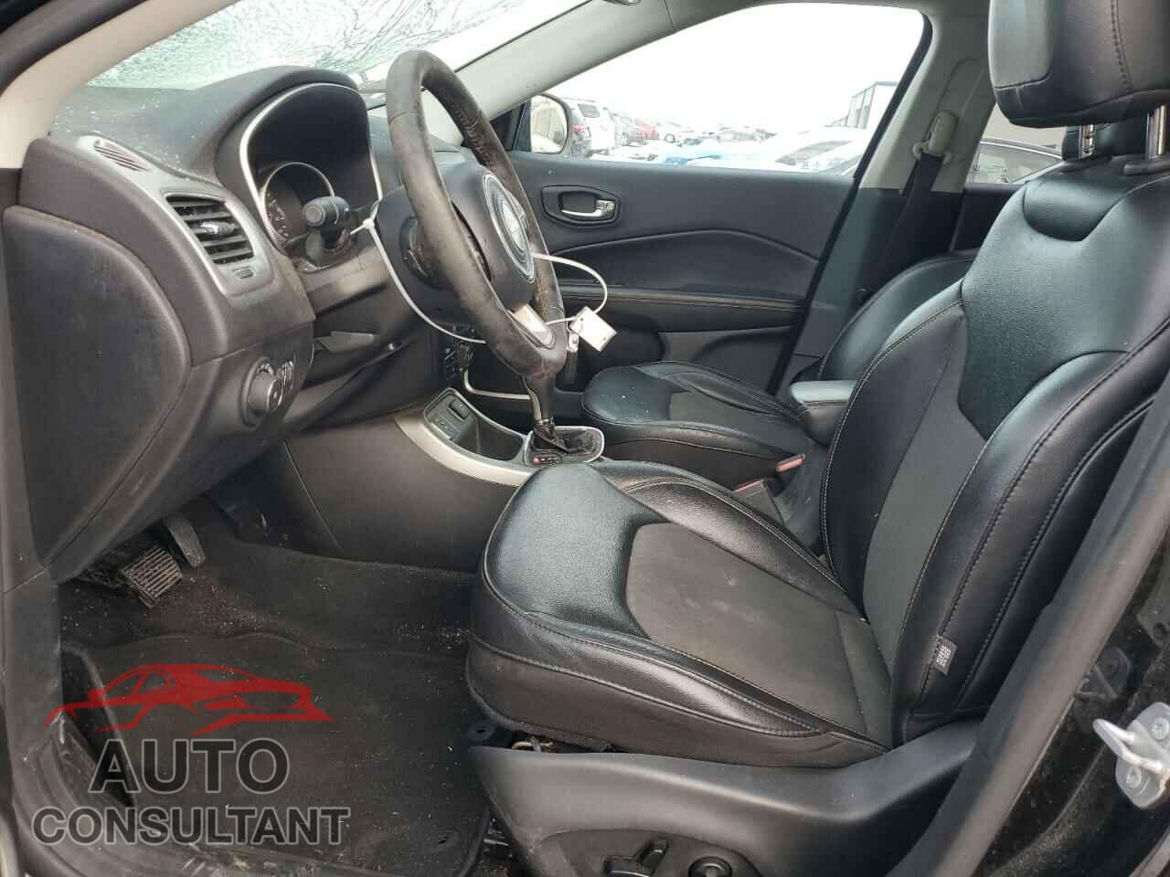 JEEP COMPASS 2019 - 3C4NJCBB5KT815013