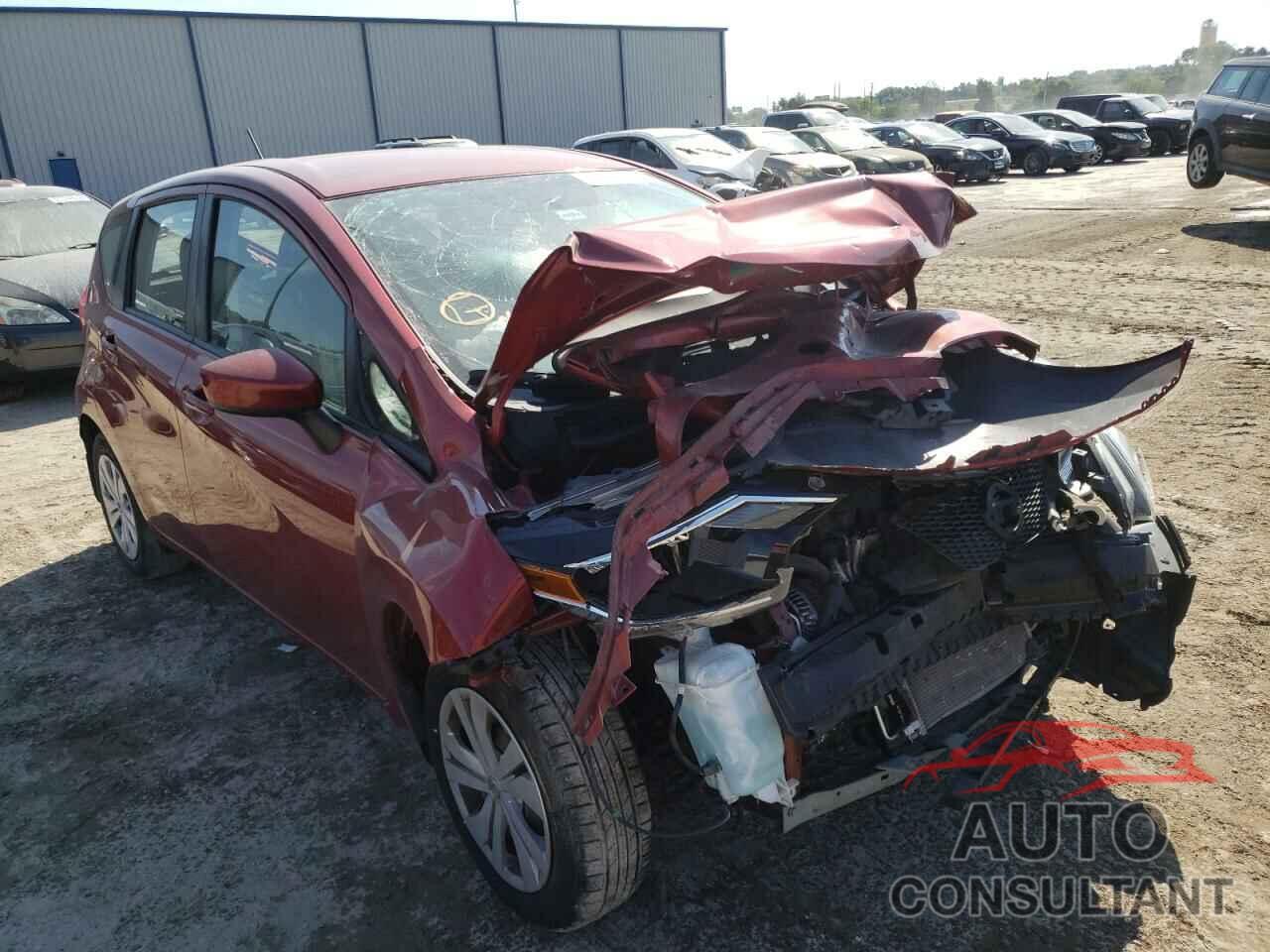 NISSAN VERSA 2018 - 3N1CE2CP8JL358215