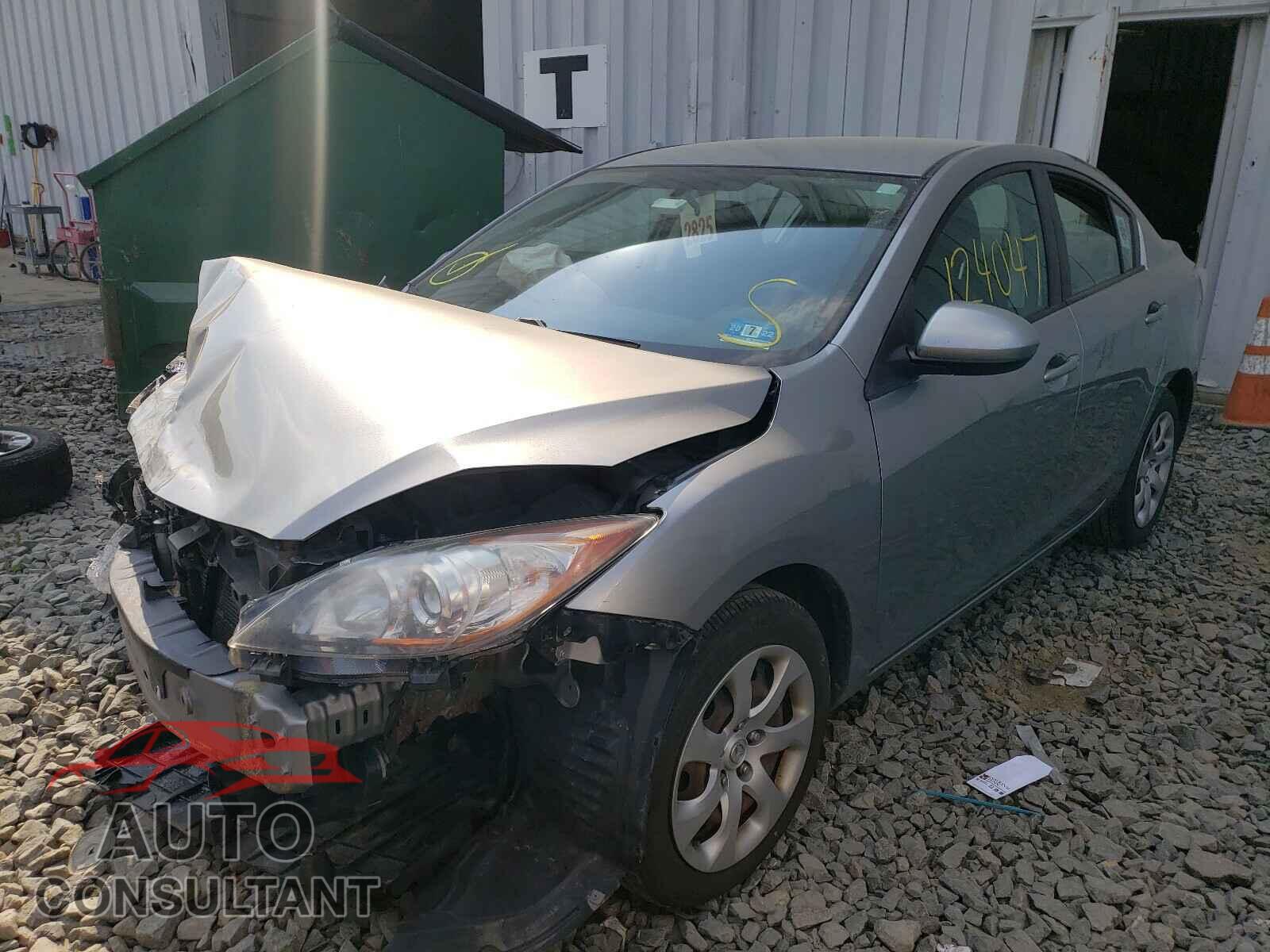 MAZDA 3 2013 - JM1BL1TG6D1821957